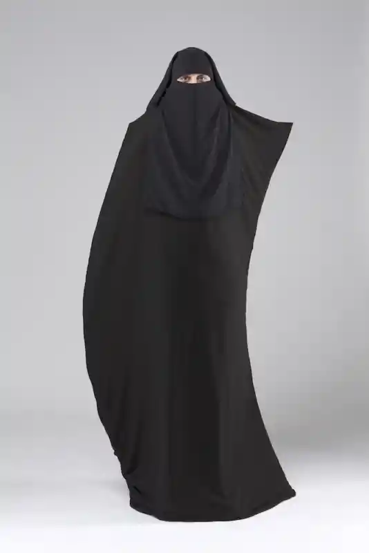 Guess what I wear under my burka - Nicole Weniger