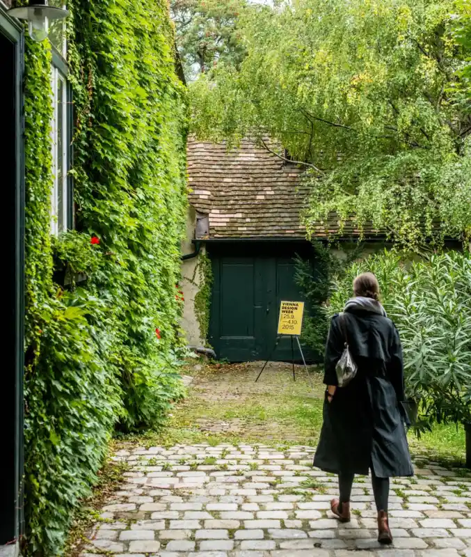 Robert Roth Werkstatt/ Das Atelier befindet sich im alten Bauernhaus von Robert Roth Eltern im Süden von Wien